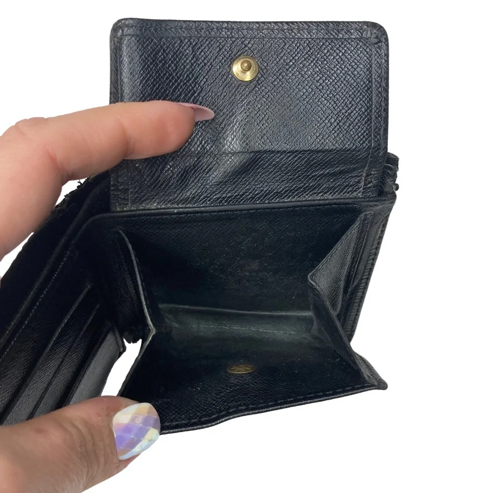 Authentic Louis Vuitton Black Epi Leather Men’s Unisex Bifold Marco Wallet_13